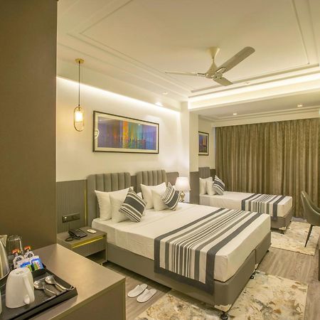 Plazzo Prime Plaza At Delhi Airport Bed and Breakfast Nueva Delhi Exterior foto